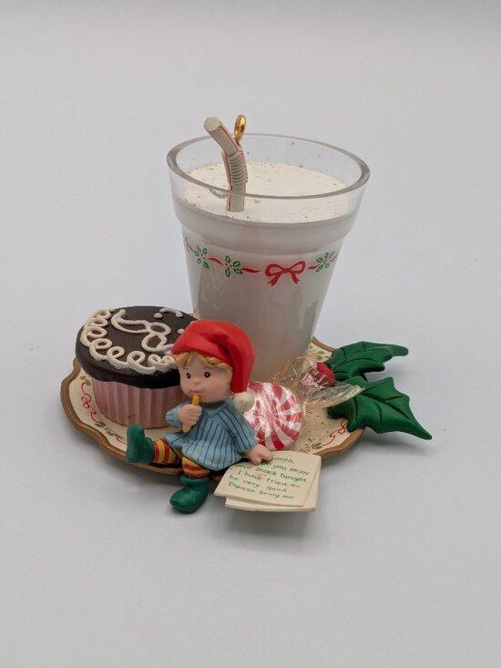 Enesco Other - Enesco Treasury of Christmas "Santa's Midnight Snack" 1992 Vintage Ornament